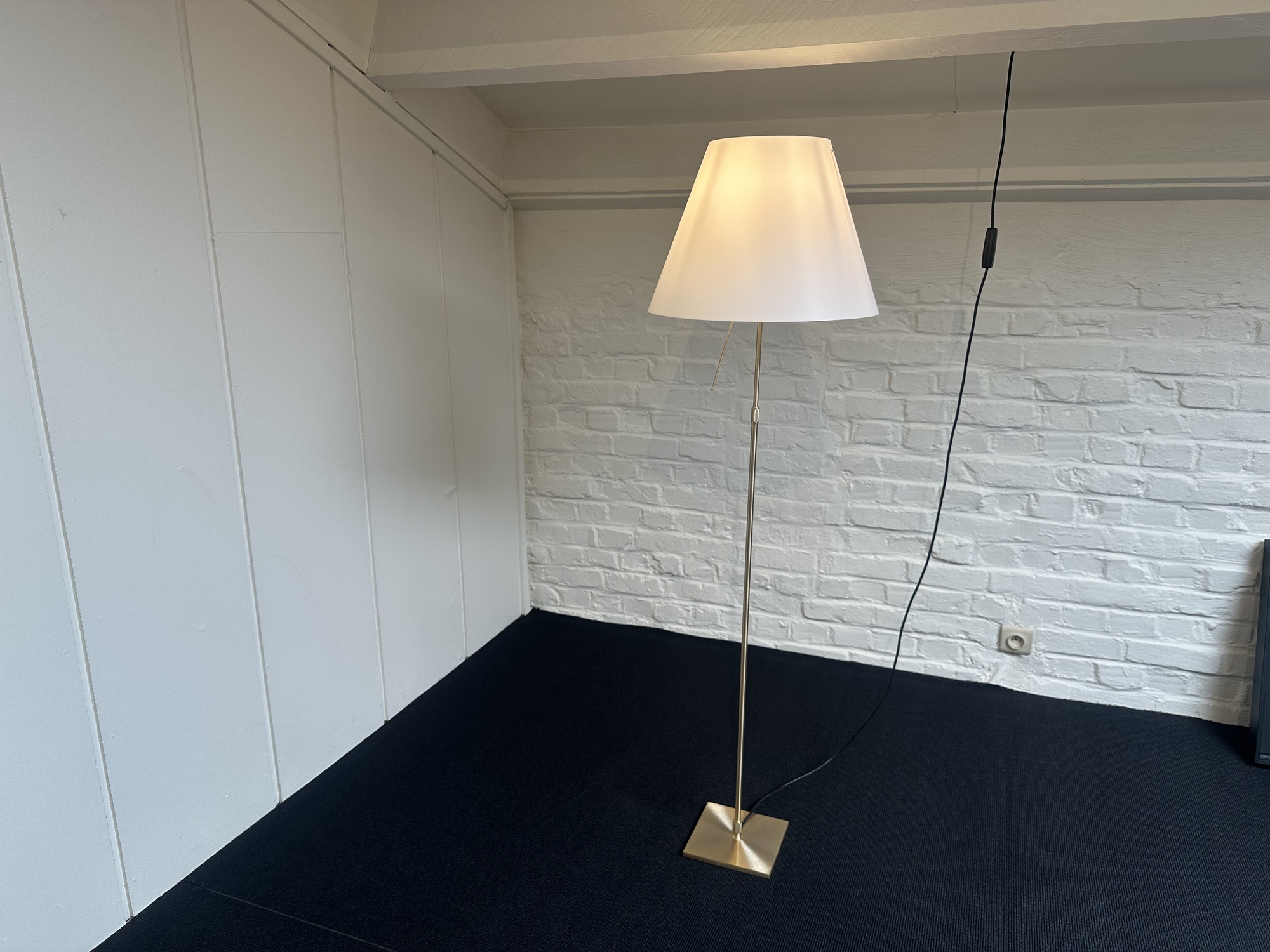 Luceplan-staande lamp Costanza messing