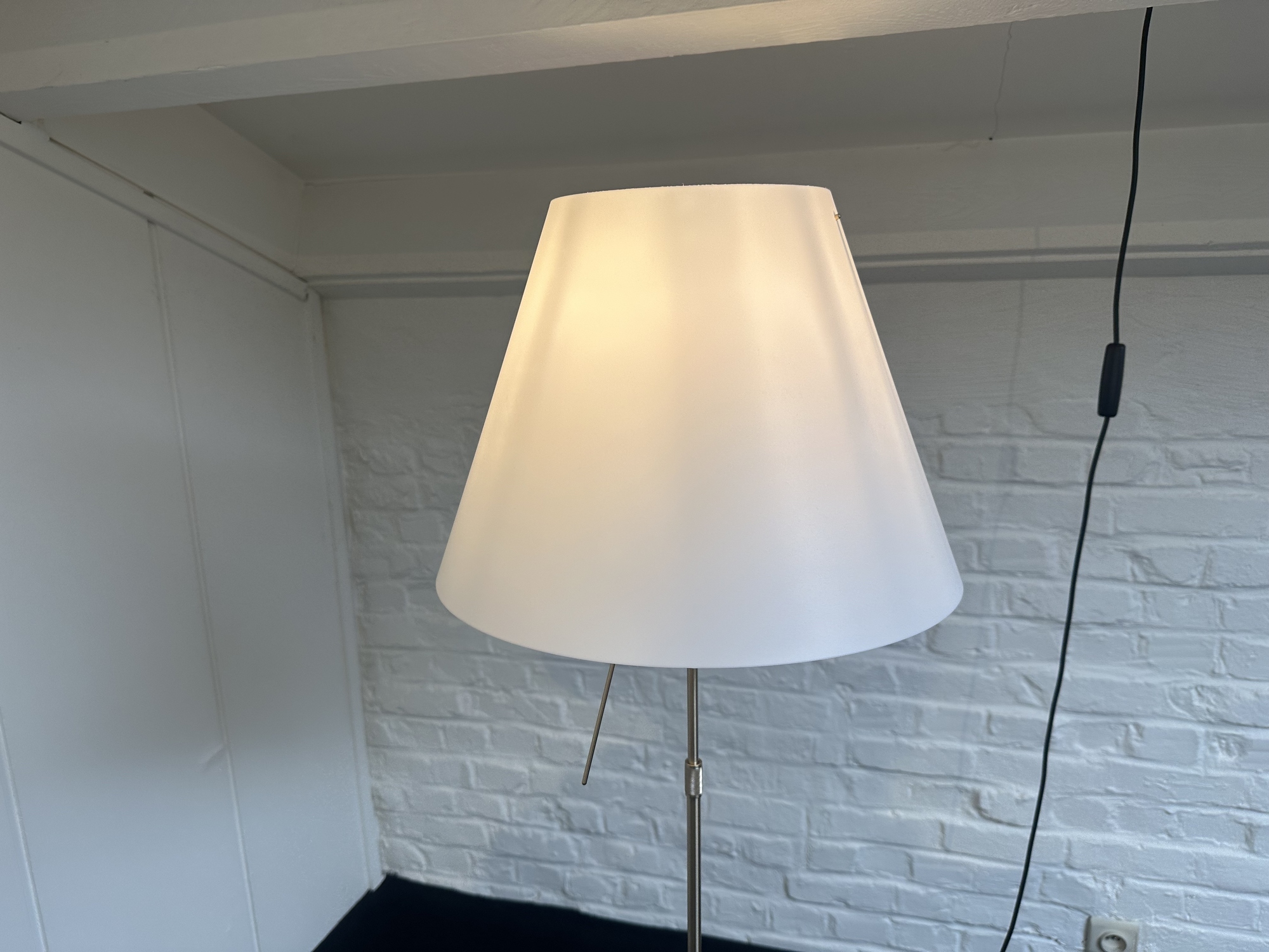Luceplan-staande lamp Costanza messing