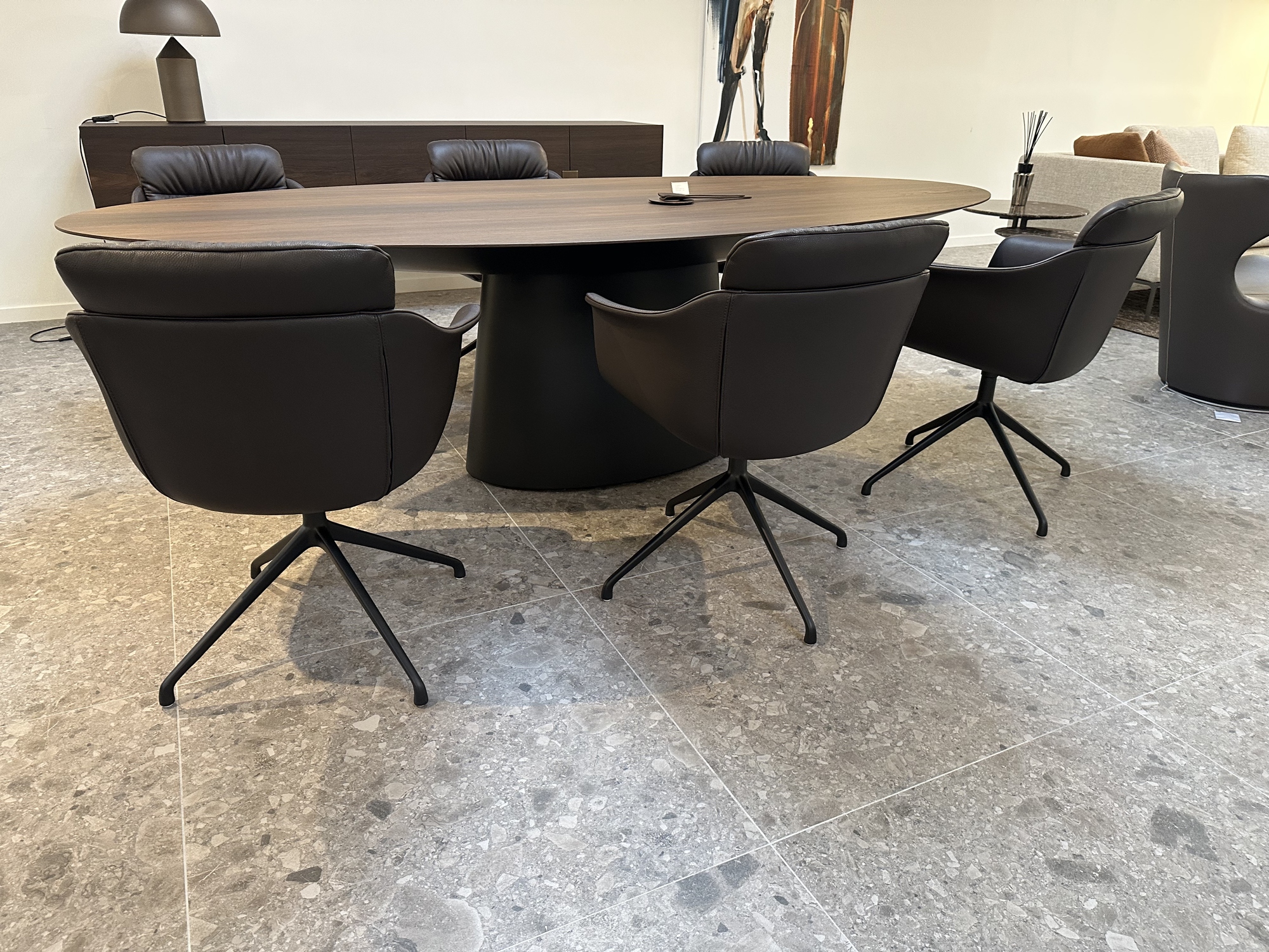 De Sede Zwitserland- 6 draaibare armstoelen in donker bruin leder