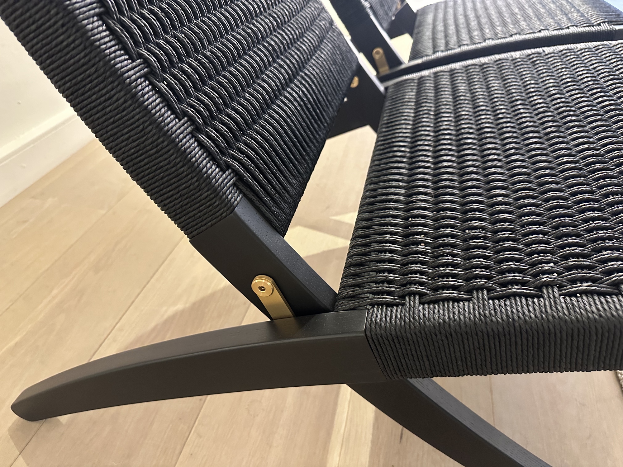 Carl Hansen- plooizetel Cuba in zwarte papierkoord