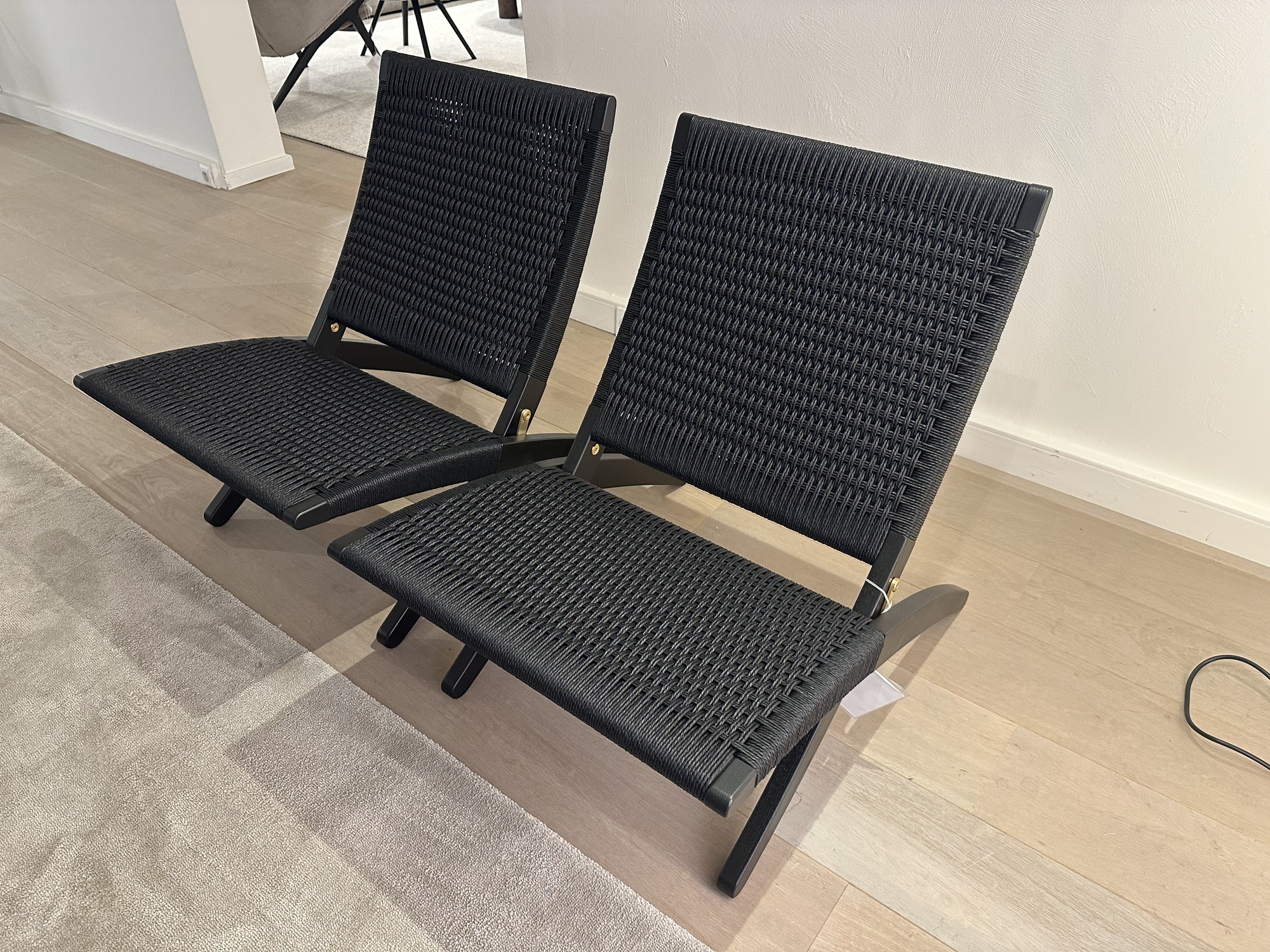 Carl Hansen- plooizetel Cuba in zwarte papierkoord