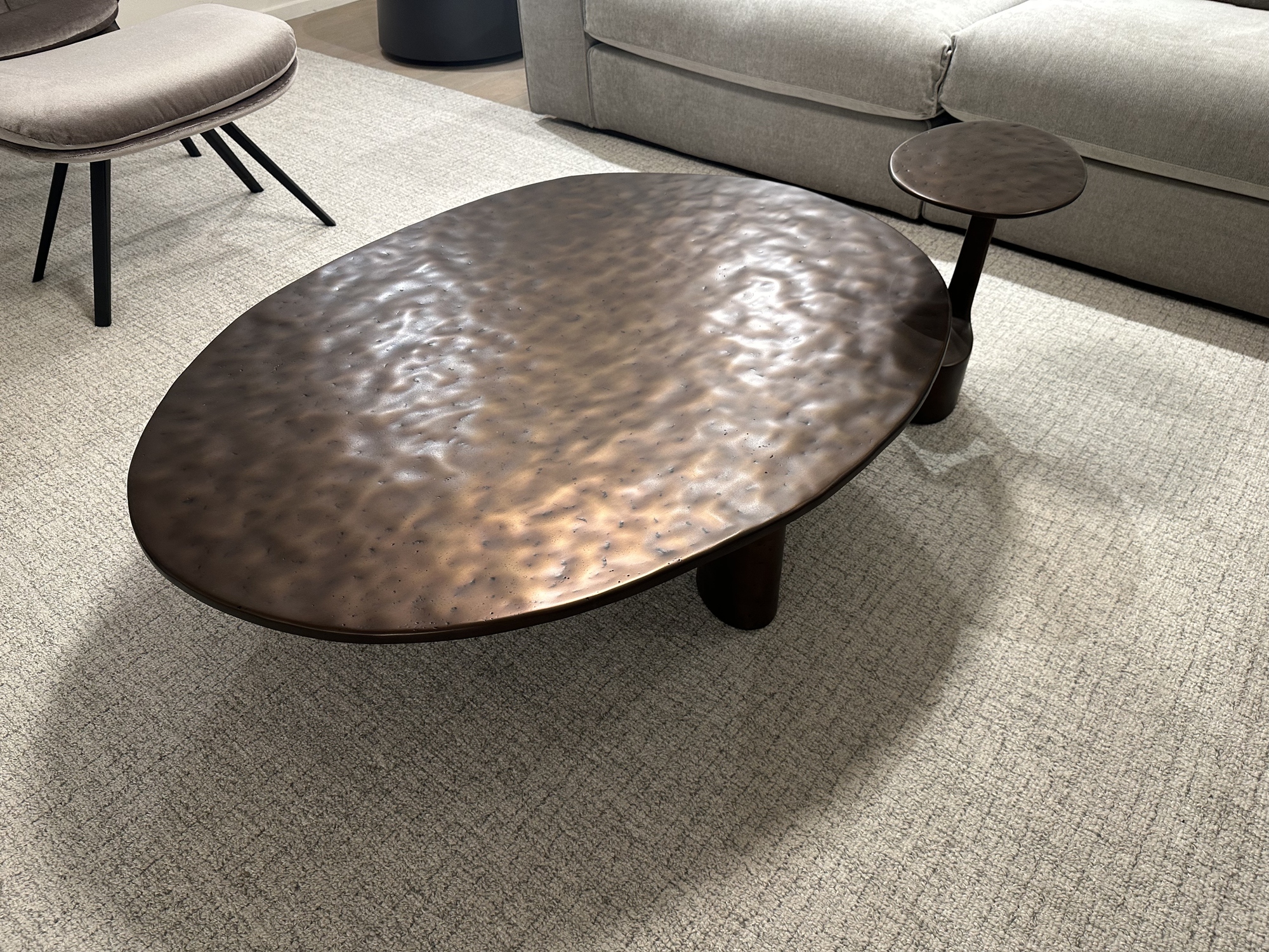 Linteloo-salontafel en bijzettafel Charles in alu brons