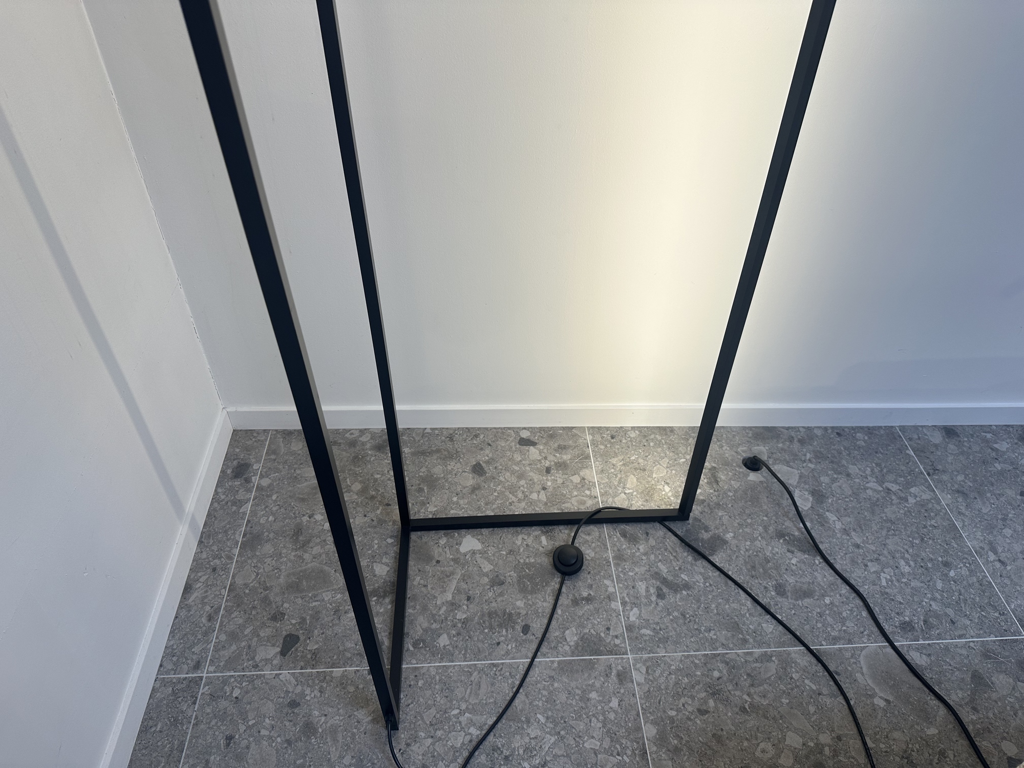 Nemo- staande lamp Spigolo LED