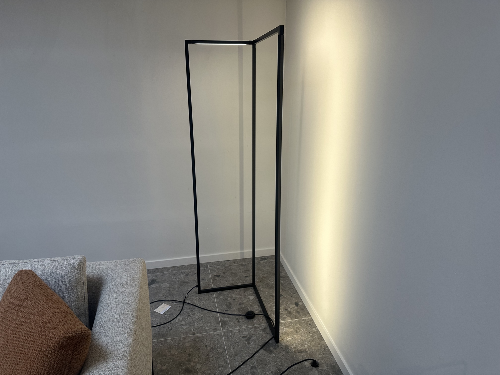 Nemo- staande lamp Spigolo LED