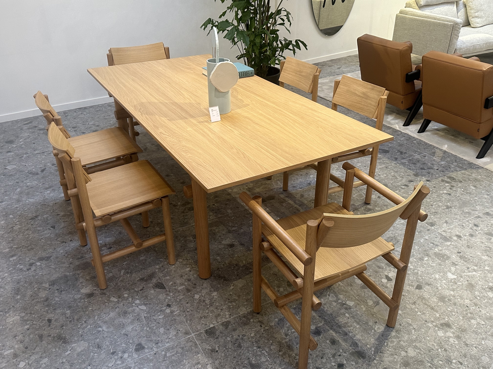 Knoll- eettafel Muecke Wood Collection met 4 stoelen en 2 armstoelen