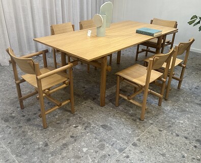Knoll- eettafel Muecke Wood Collection met 4 stoelen en 2 armstoelen -30%