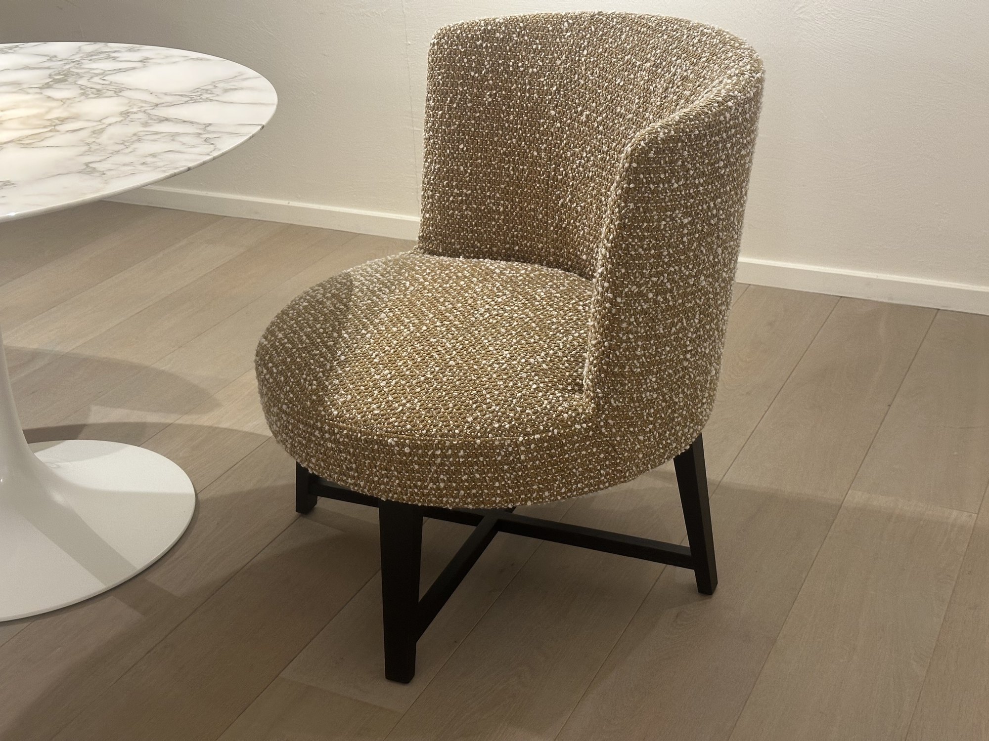 Flexform-lounge tafel h64cm marmer, met 2 lounge zetels Hera