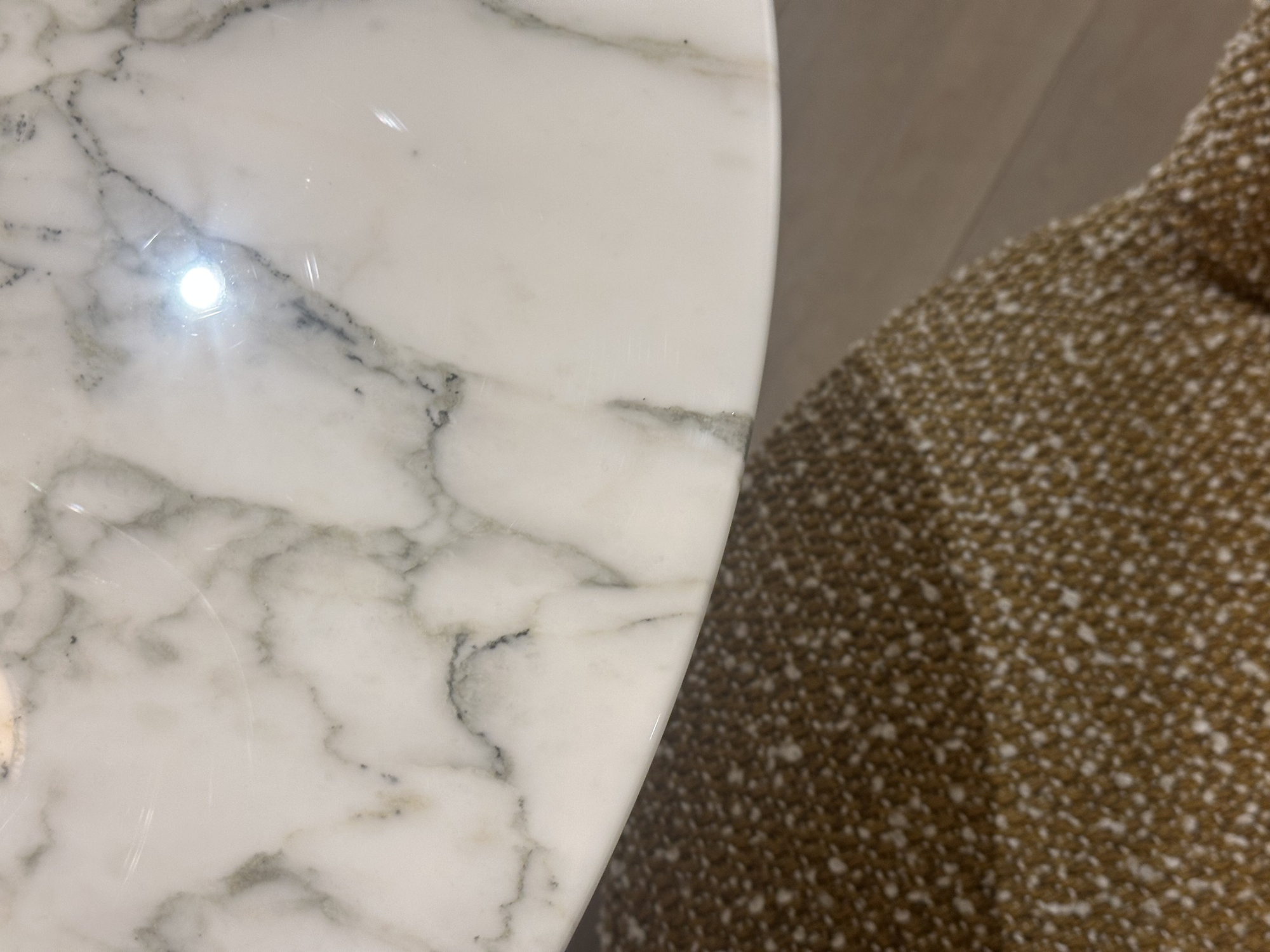 Flexform-lounge tafel h64cm marmer, met 2 lounge zetels Hera