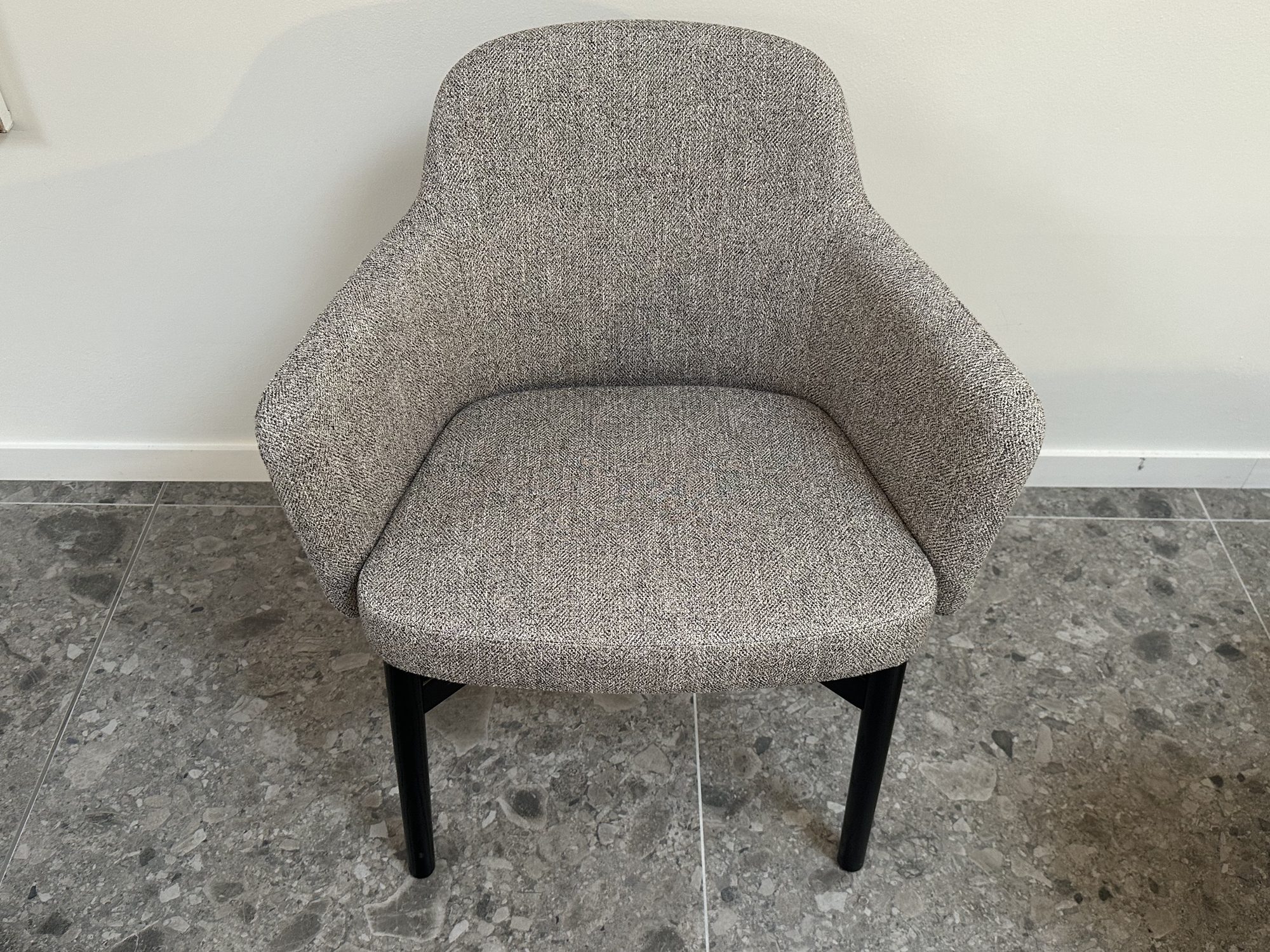 Knoll-armstoel in stof Krusin Collection