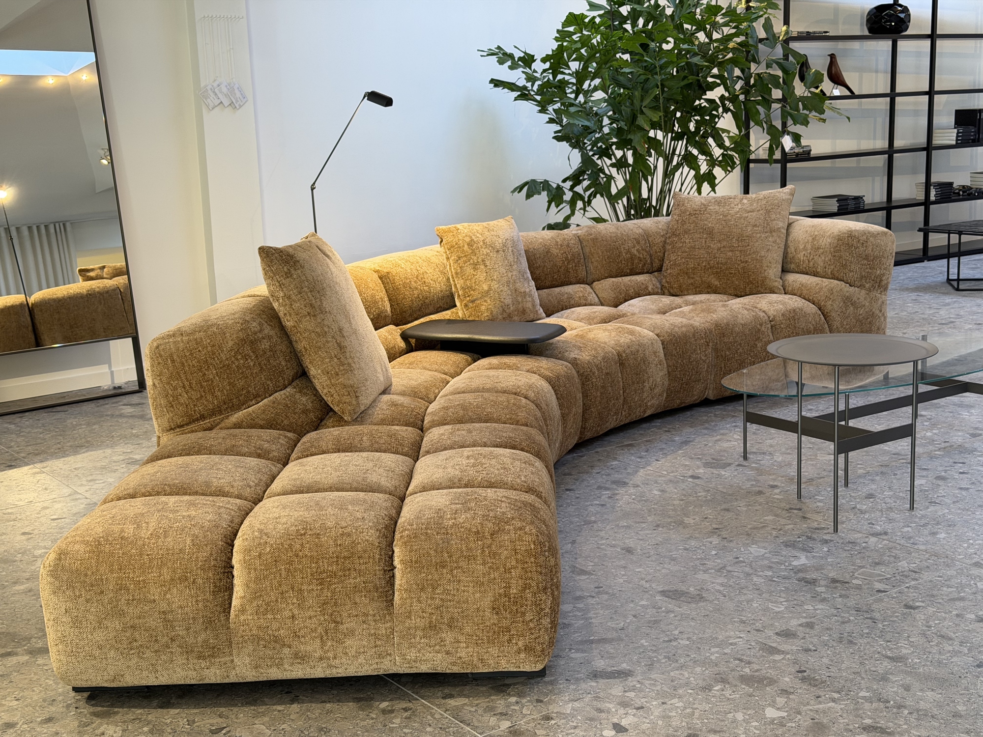 B&B Italia- Tufty Time geronde zitopstelling in stof