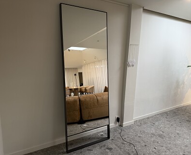 Maxalto- staande spiegel ontwerp Antonio Citterio -30%