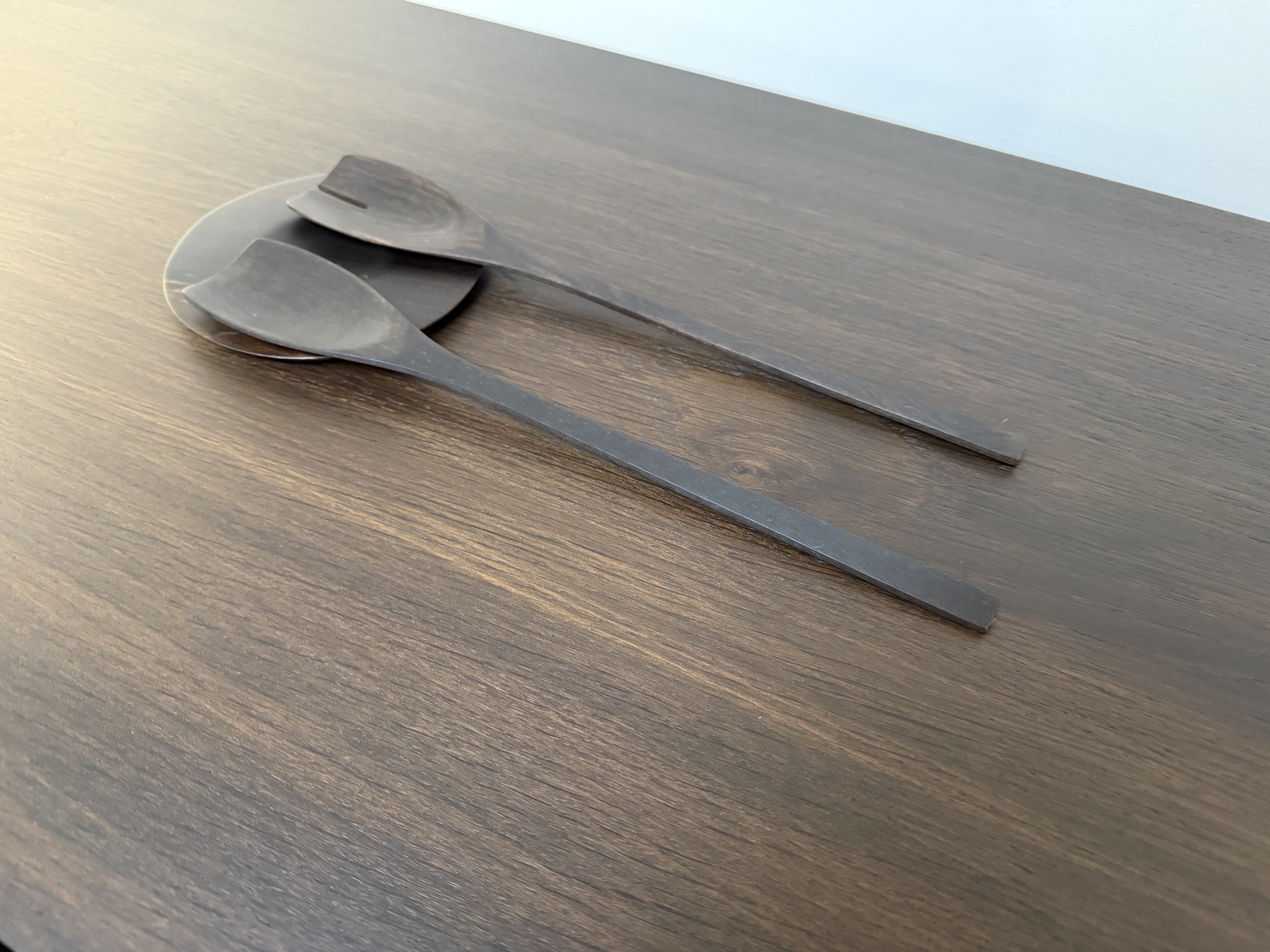 John Pawson- salad server ebony hout