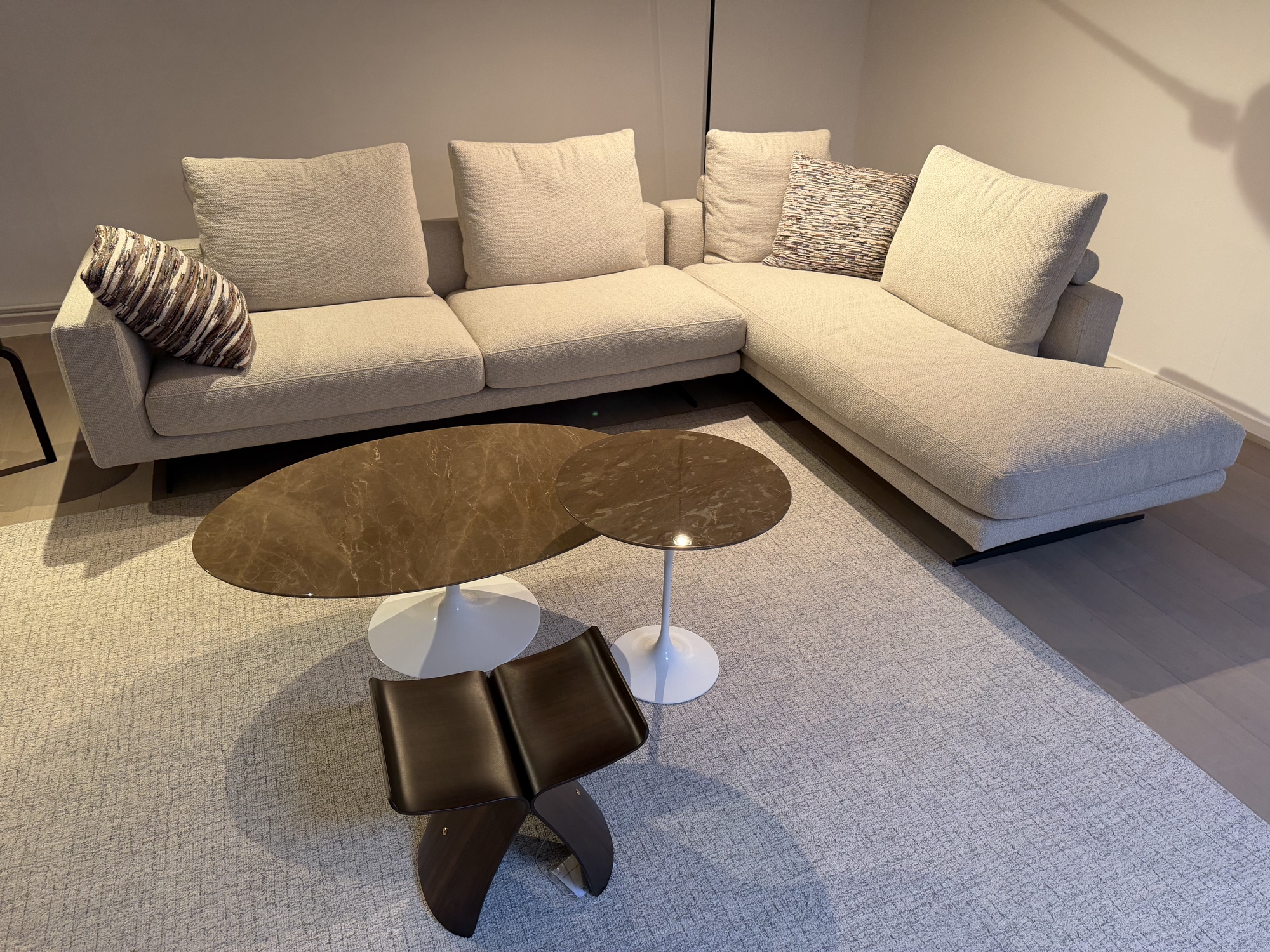 Flexform-zitopstelling Campiello 310x220cm in beige stof
