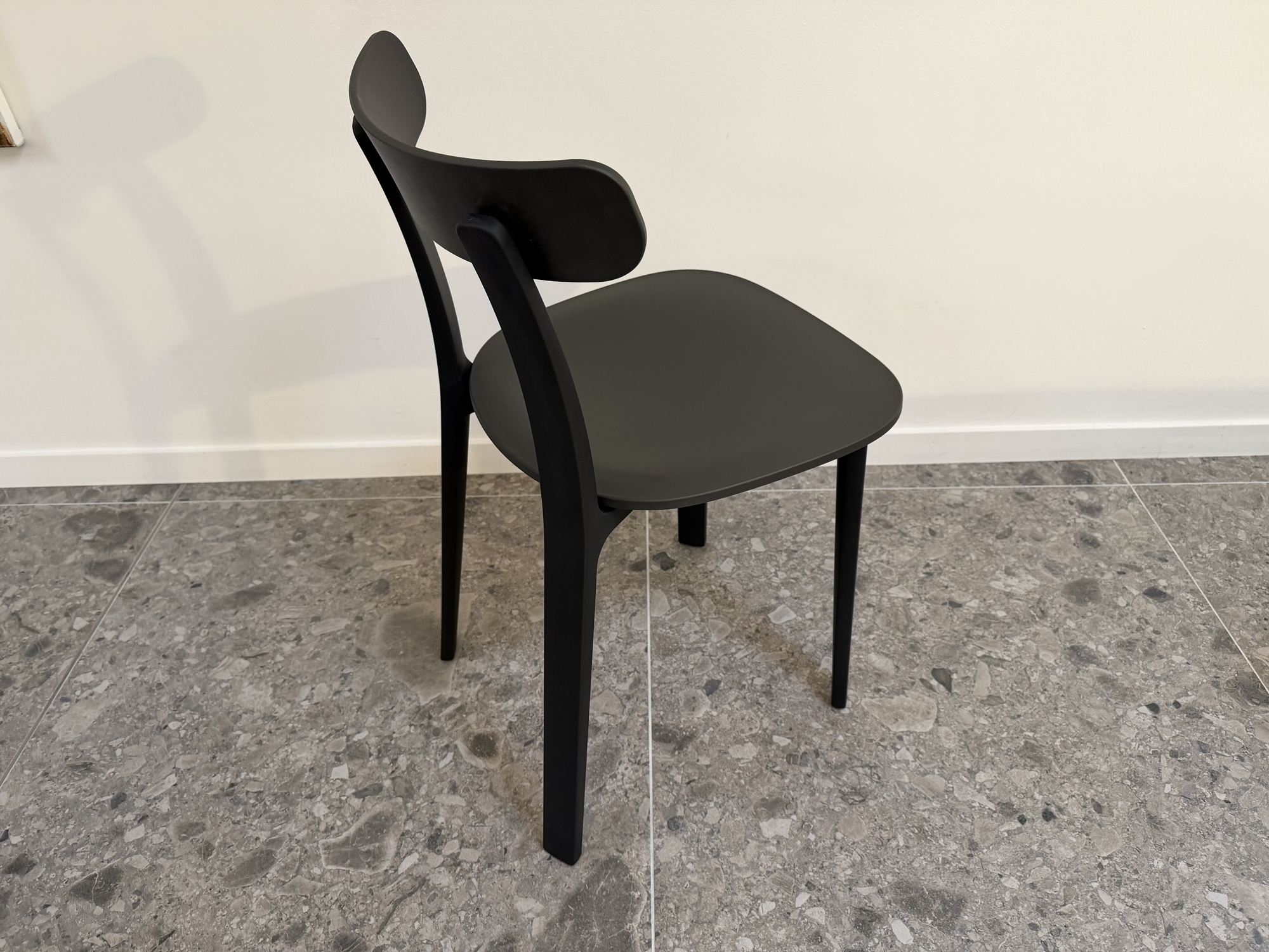 Vitra- stoel APC Jasper Morrison