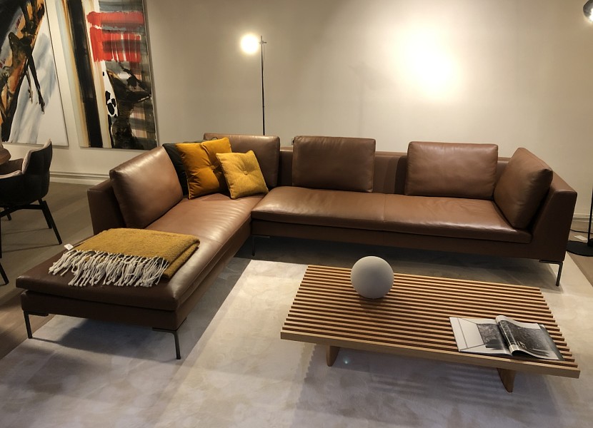 B&B Italia-salon Charles in leder (327cm x 230cm) -30%