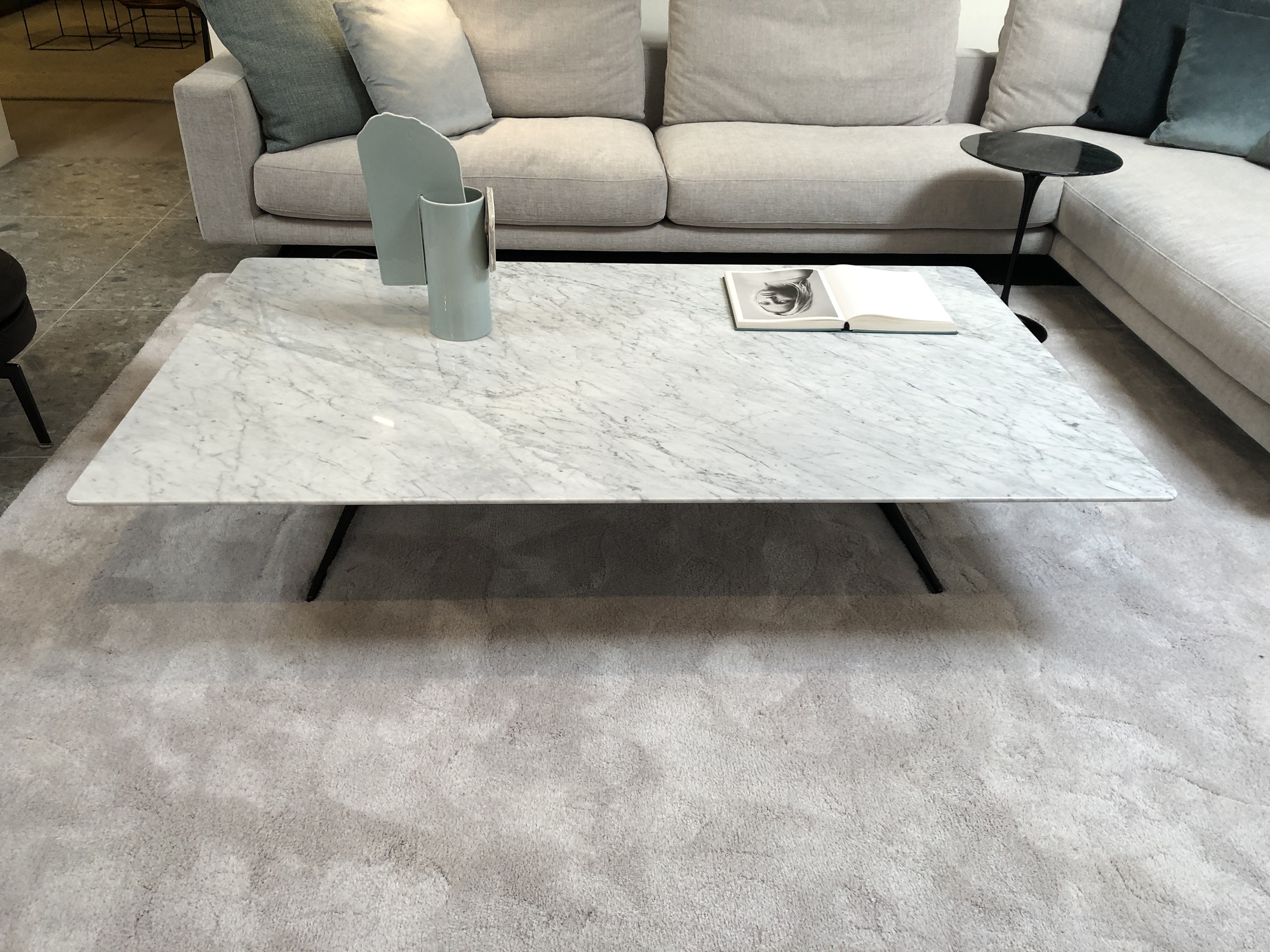Flexform-salontafel Fly, carrara marmer