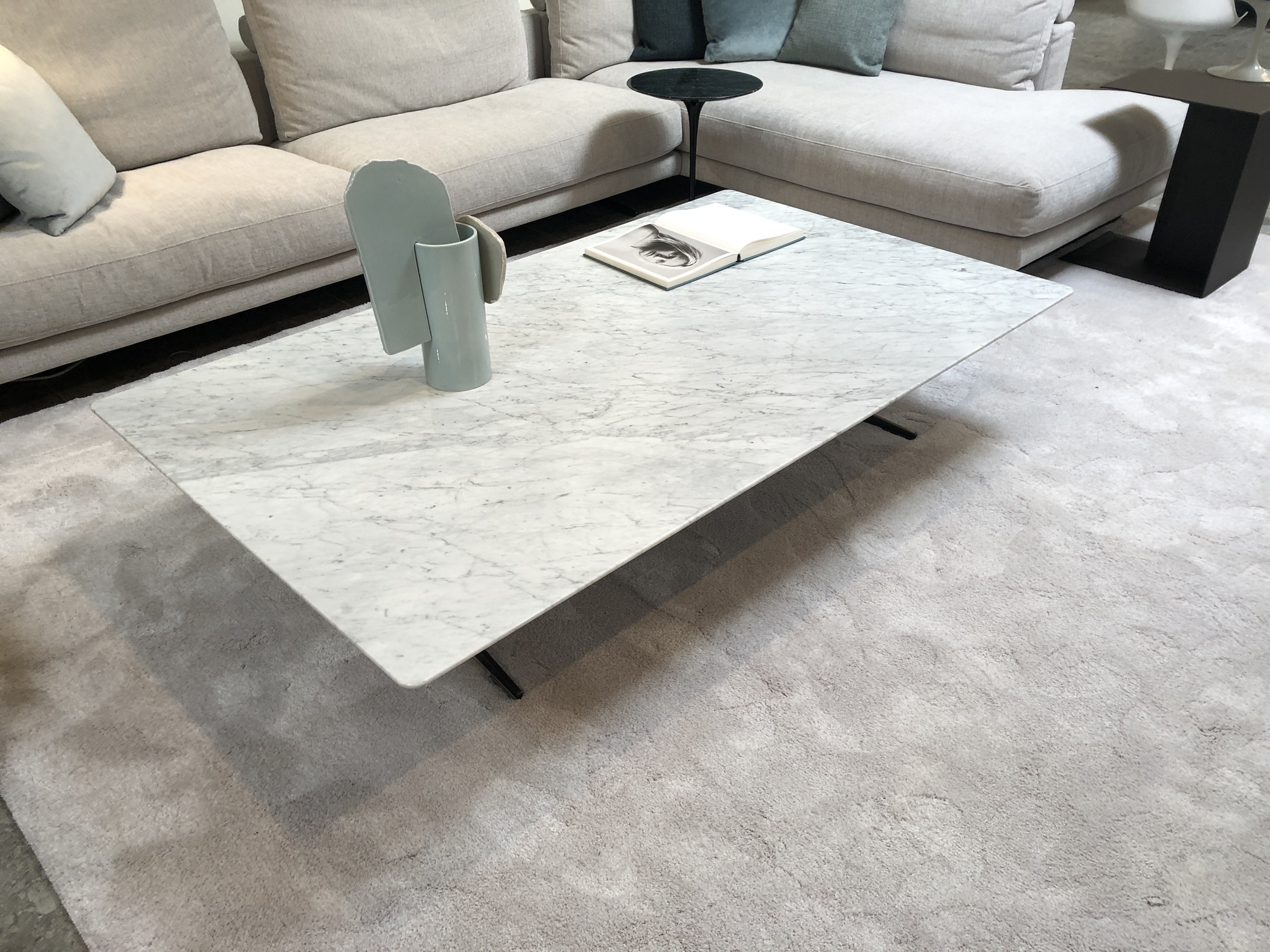 Flexform-salontafel Fly, carrara marmer