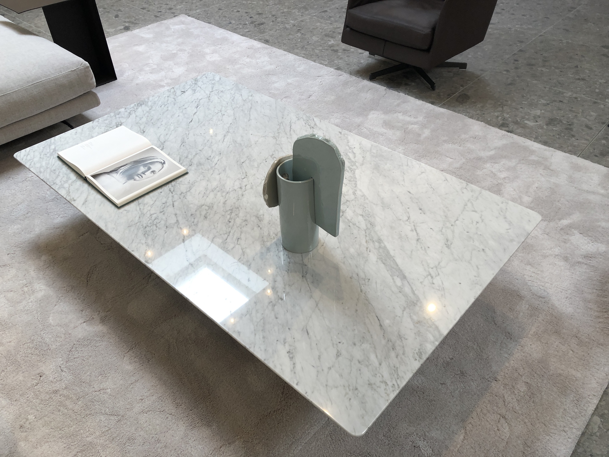 Flexform-salontafel Fly, carrara marmer