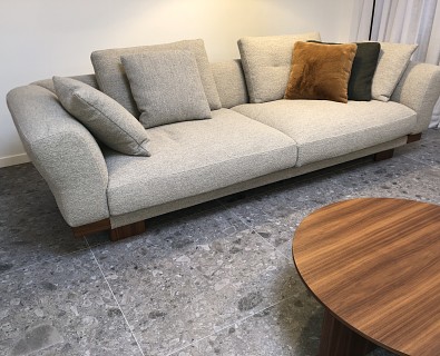 Cassina-3 zit Sengu