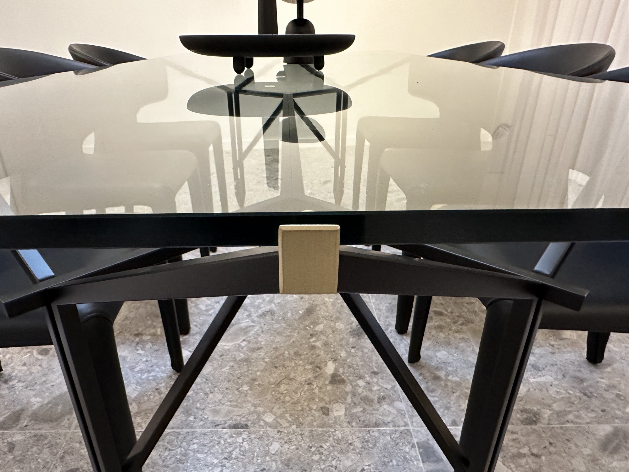 Cassina-eettafel Olimpino glas, ontwerp Parisi 1955