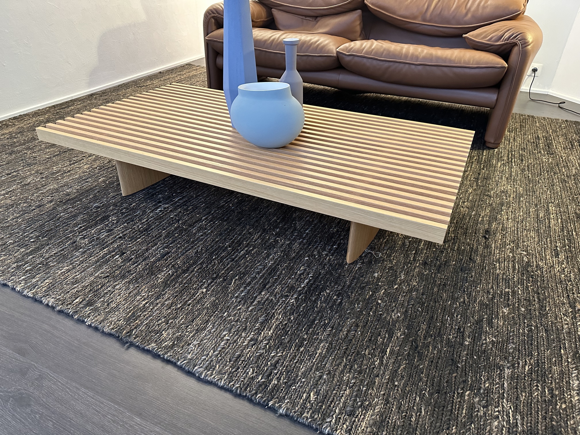 Cassina-salontafel ontwerp Charlotte Perriand