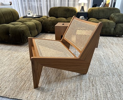 Cassina-1 x Kangaroo chair Pierre Jeanneret 1958