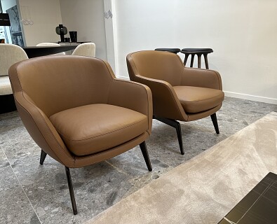 Minotti-2 x lounge armzetel Belt leer cognac -  50%