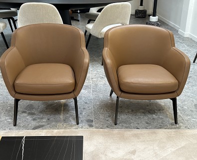 Minotti-2 x lounge armzetel Belt leer cognac -  50%