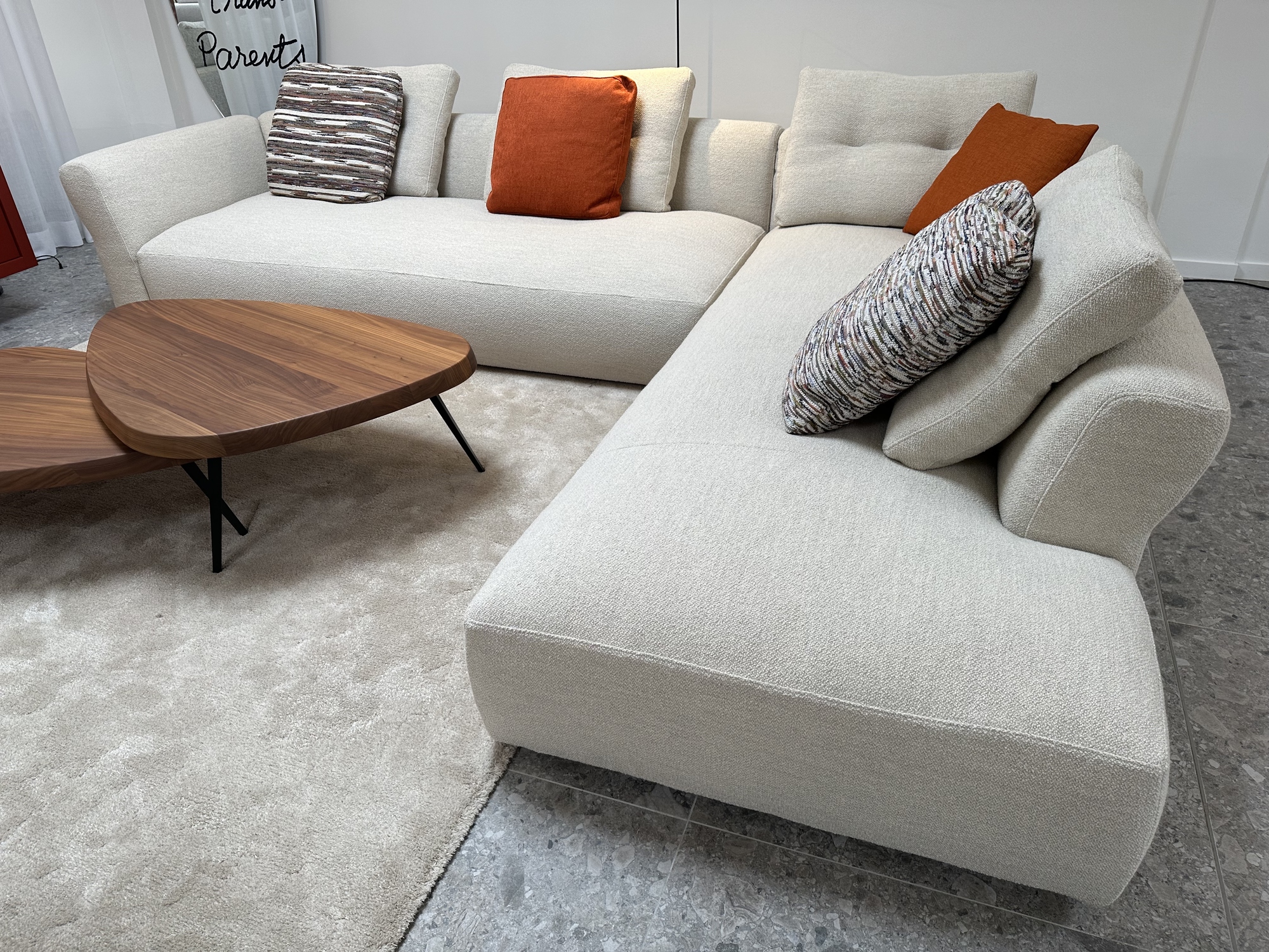 Cassina- hoekzetel Sengu Bold van Patricia Urquiola