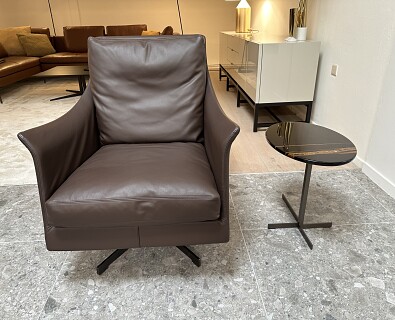 Flexform- pivoterende armzetel Boss in leder bruin - 50%