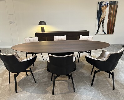 Emmemobili-ovalen tafel Ufo met Gala kast in donkere eik - 30%