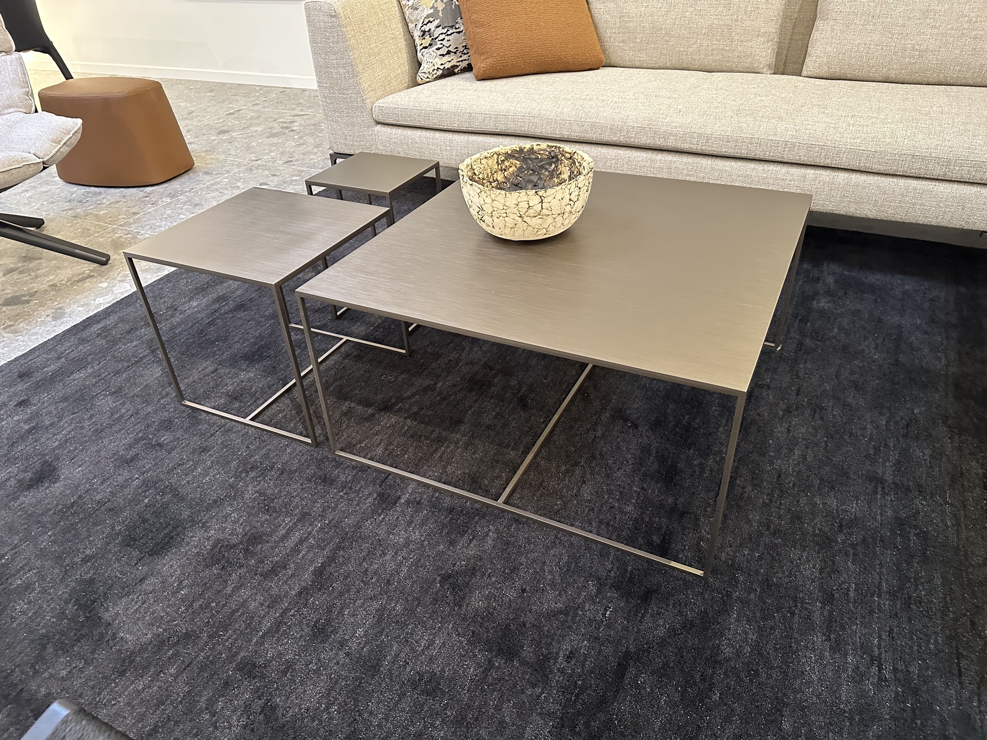 Minotti-3 salontafels Duchamp in metaal brons getint