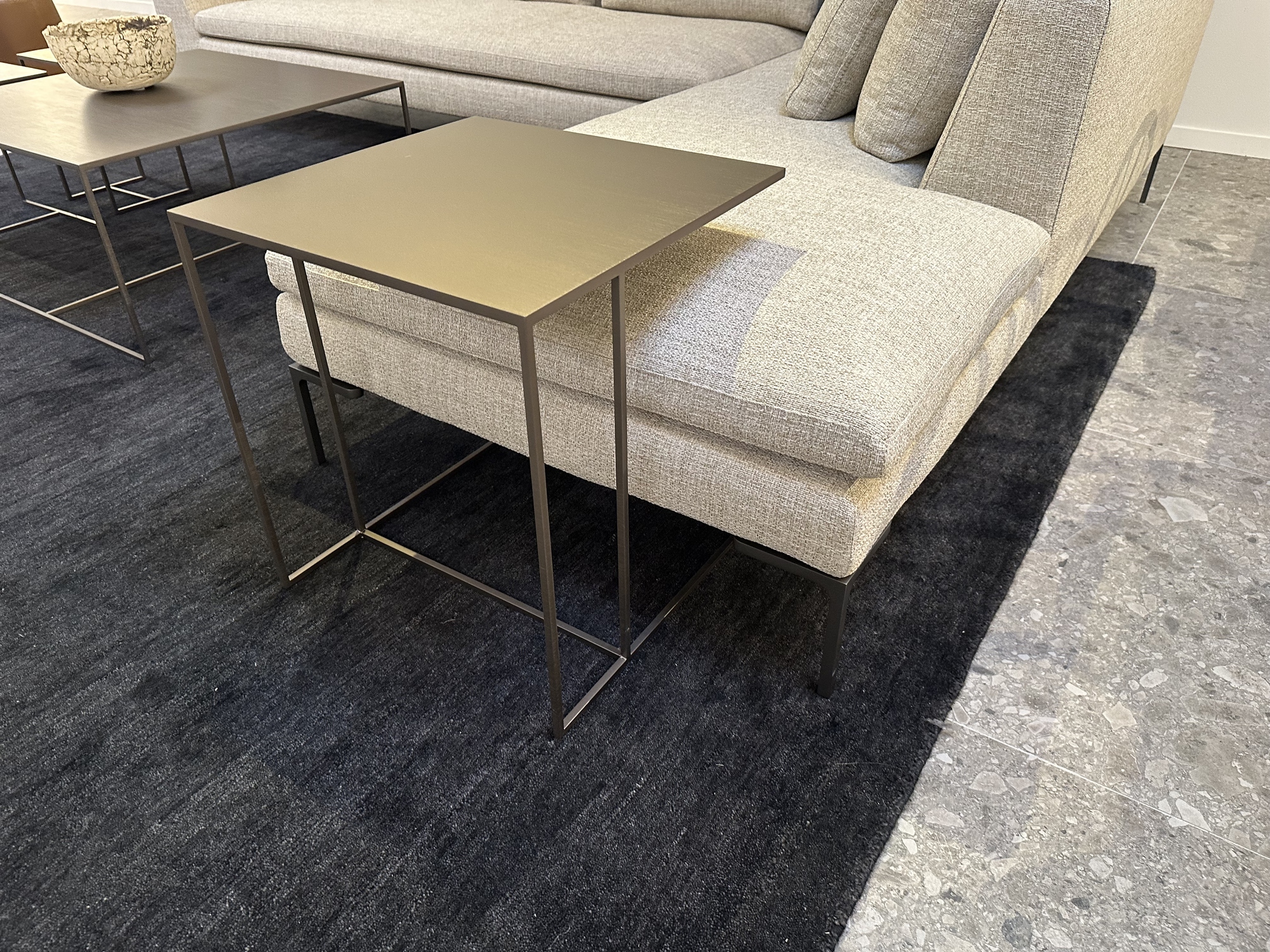 Minotti-bijzettafel Leger brons geborsteld