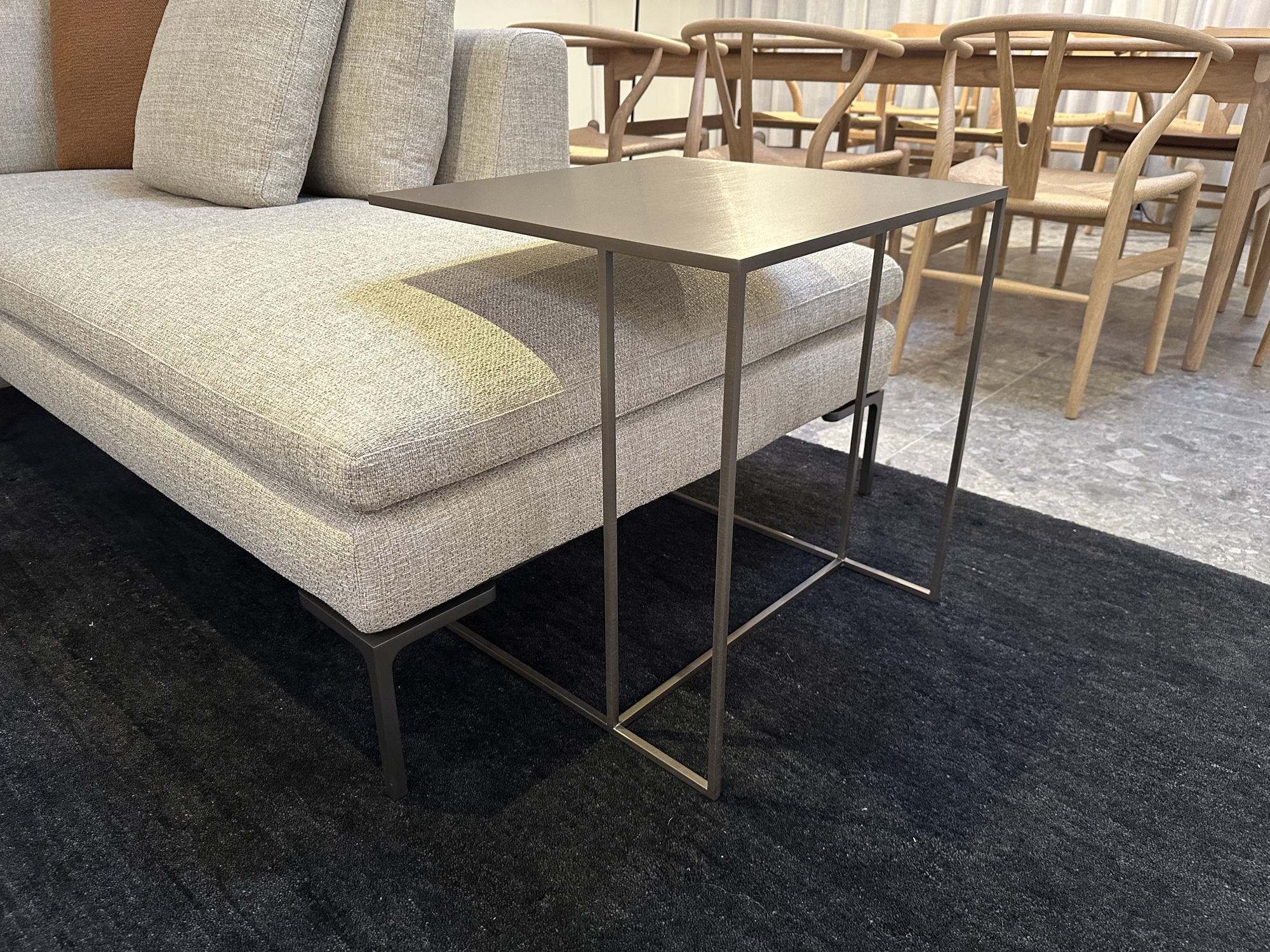 Minotti-bijzettafel Leger brons geborsteld